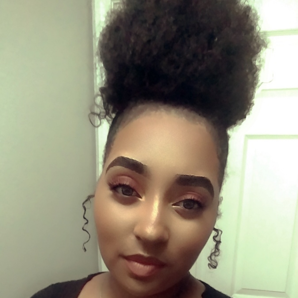 Meet your Posher, Lala